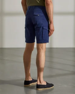 Bermudas de algodão stretch com bolsos laterais