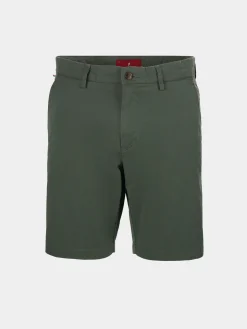 Bermudas em sarja com bolsos