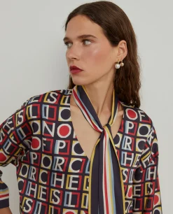 Blusa com estampado e laçada