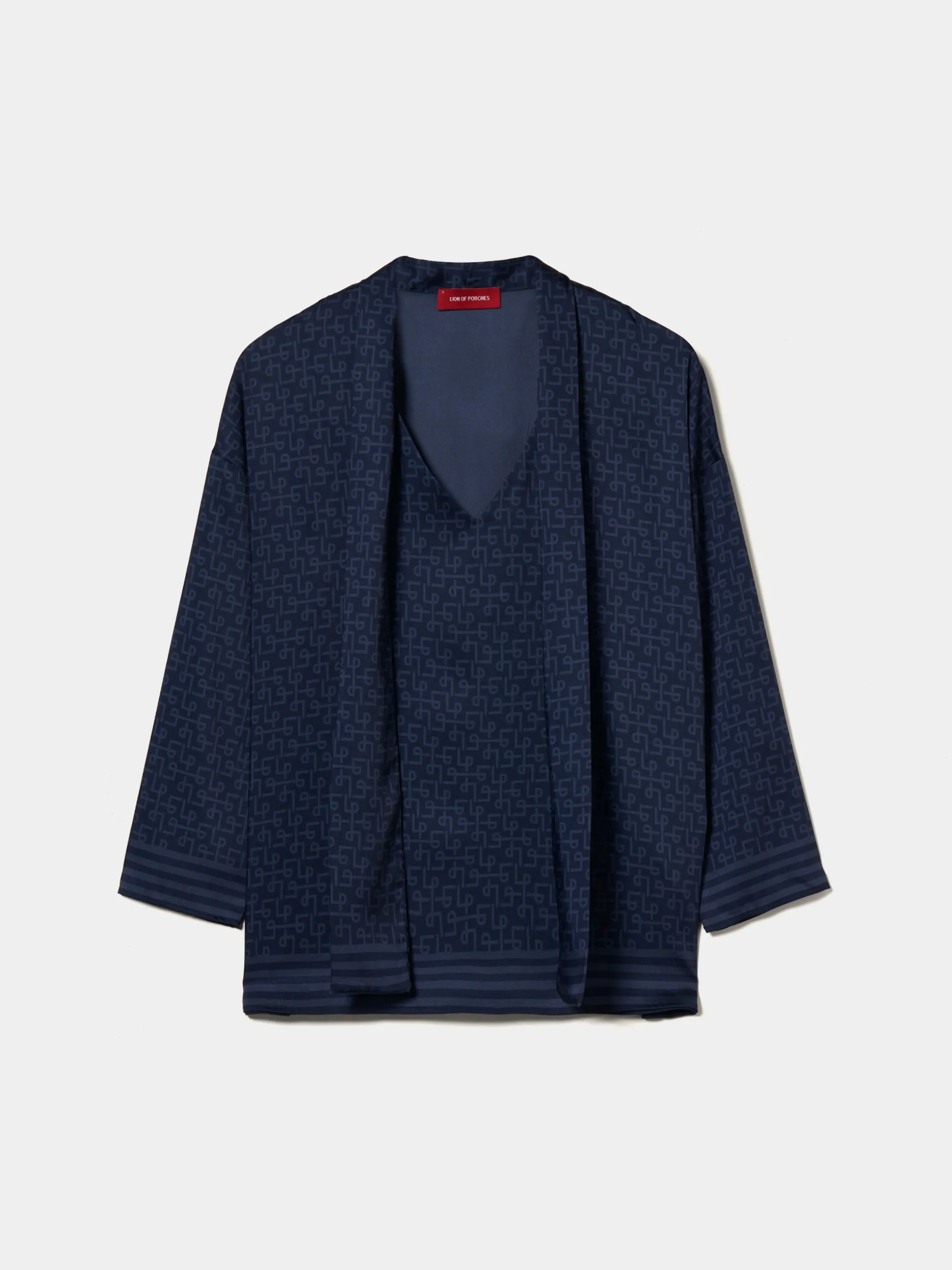 Blusa estampada com laçada