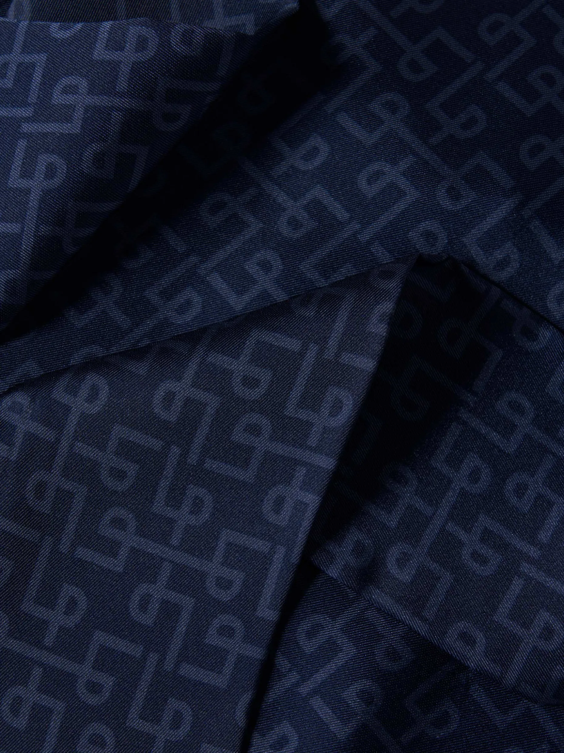 Blusa estampada com laçada