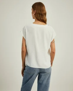 Blusa fluida com padrão floral