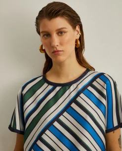 Blusa manga curta com padrão de riscas