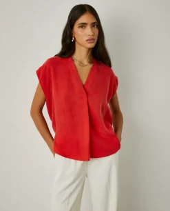 Blusa sem mangas em cupro