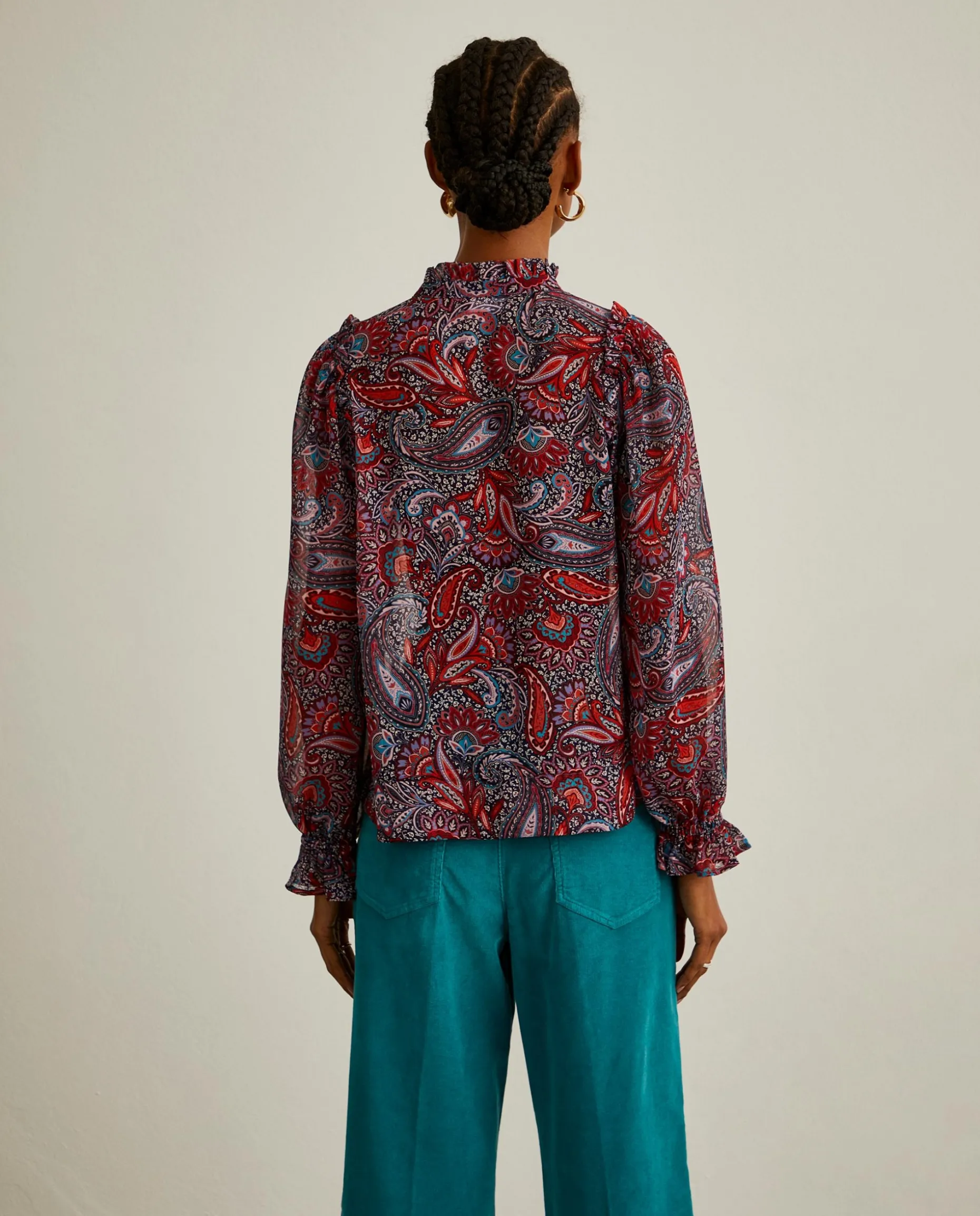 Blusa semitransparente com padrão cornucópias