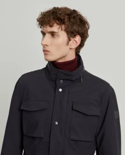 Blusão acolchoado com capuz e bolsos