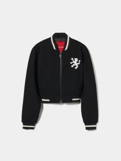 Blusão bomber com leão no peito