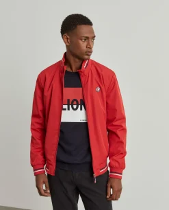 Blusão com gola subida