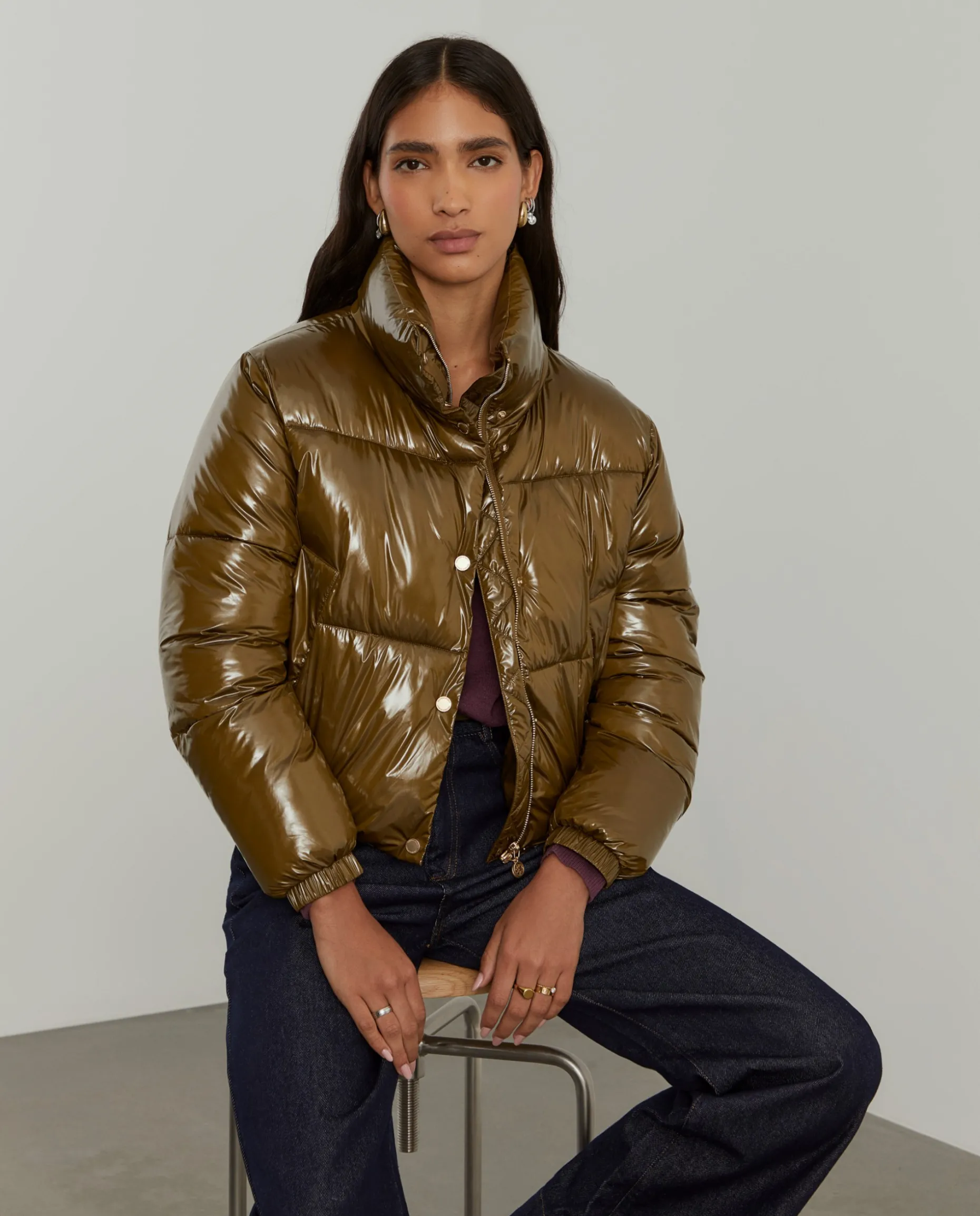 Blusão curto acolchoado brilhante