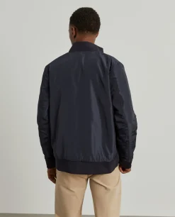 Blusão reversível com gola alta