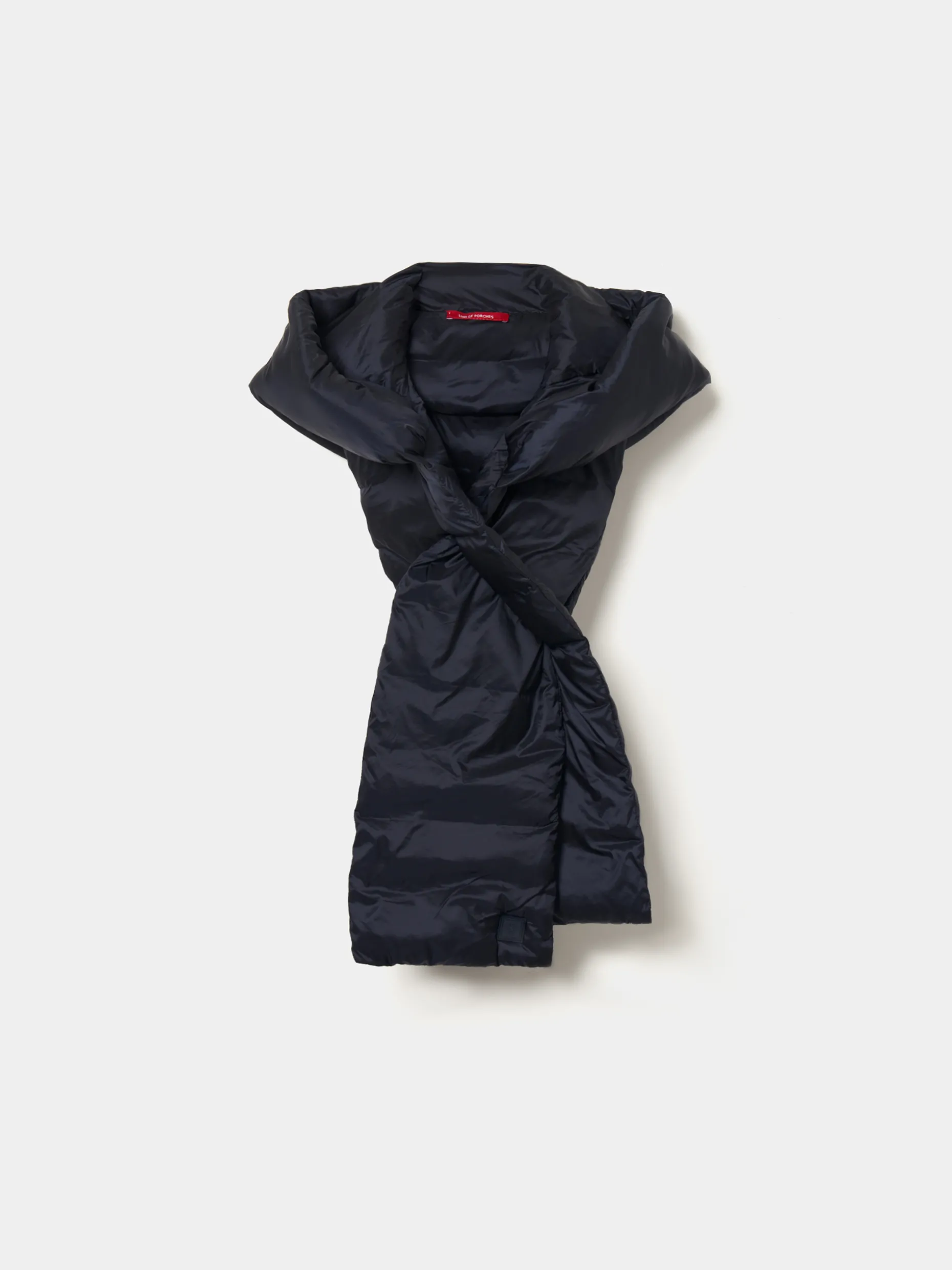 Cachecol acolchoado com capuz