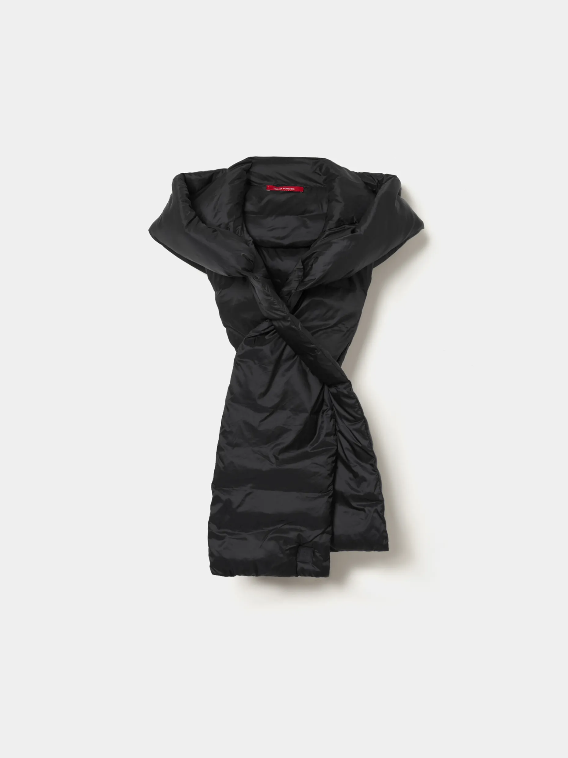 Cachecol acolchoado com capuz