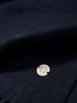 Cachecol liso com franjas