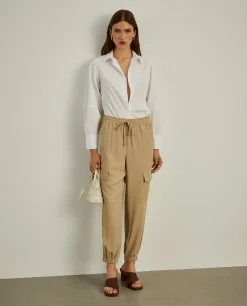 Calças cargo com cintura elástica e cordão