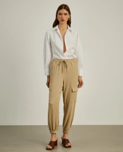 Calças cargo com cintura elástica e cordão