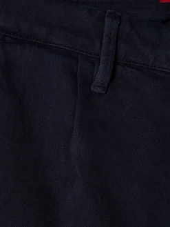 Calças Chino com pregas