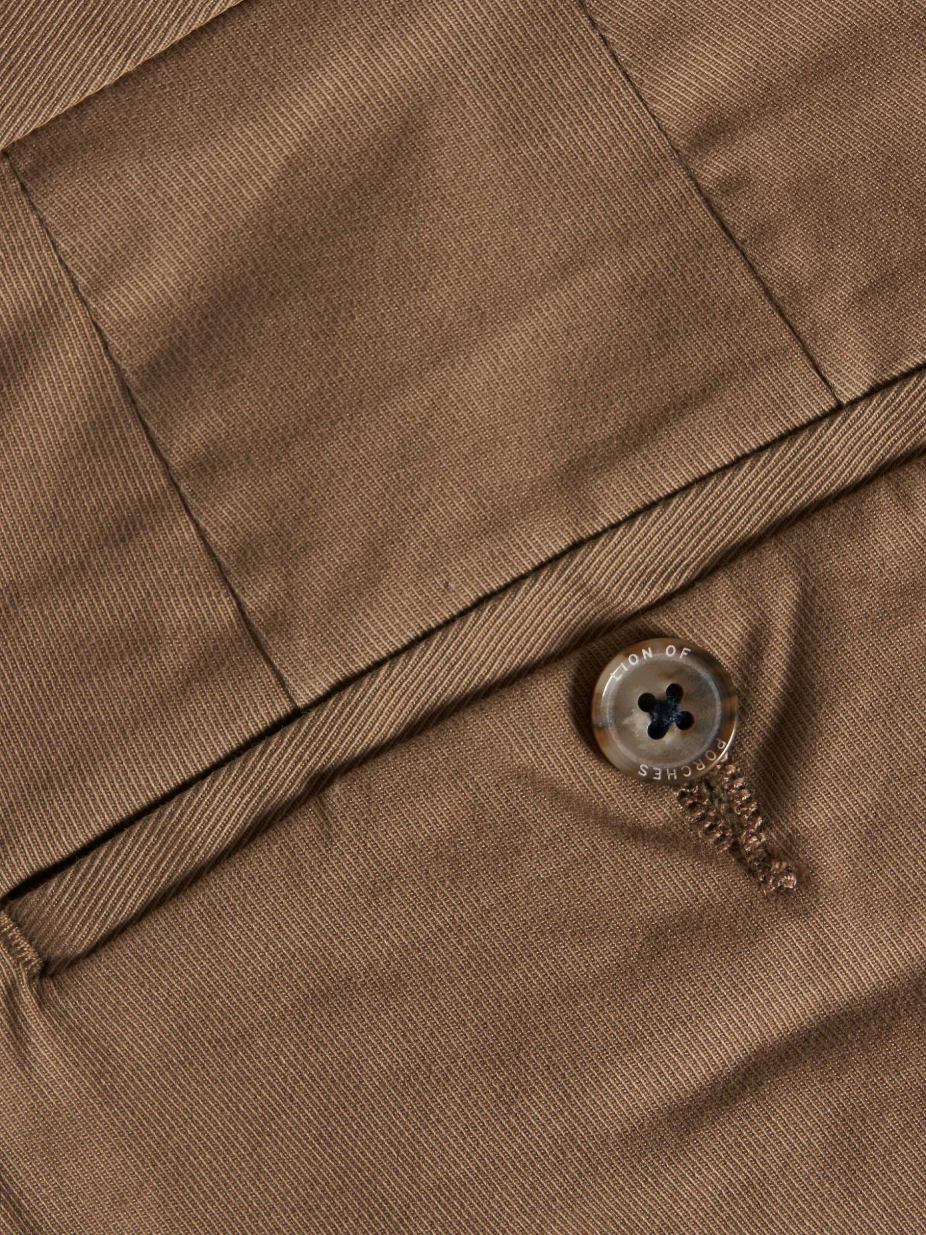 Calças chino em sarja com pregas