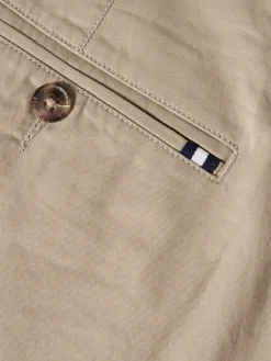 Calças chino regular fit