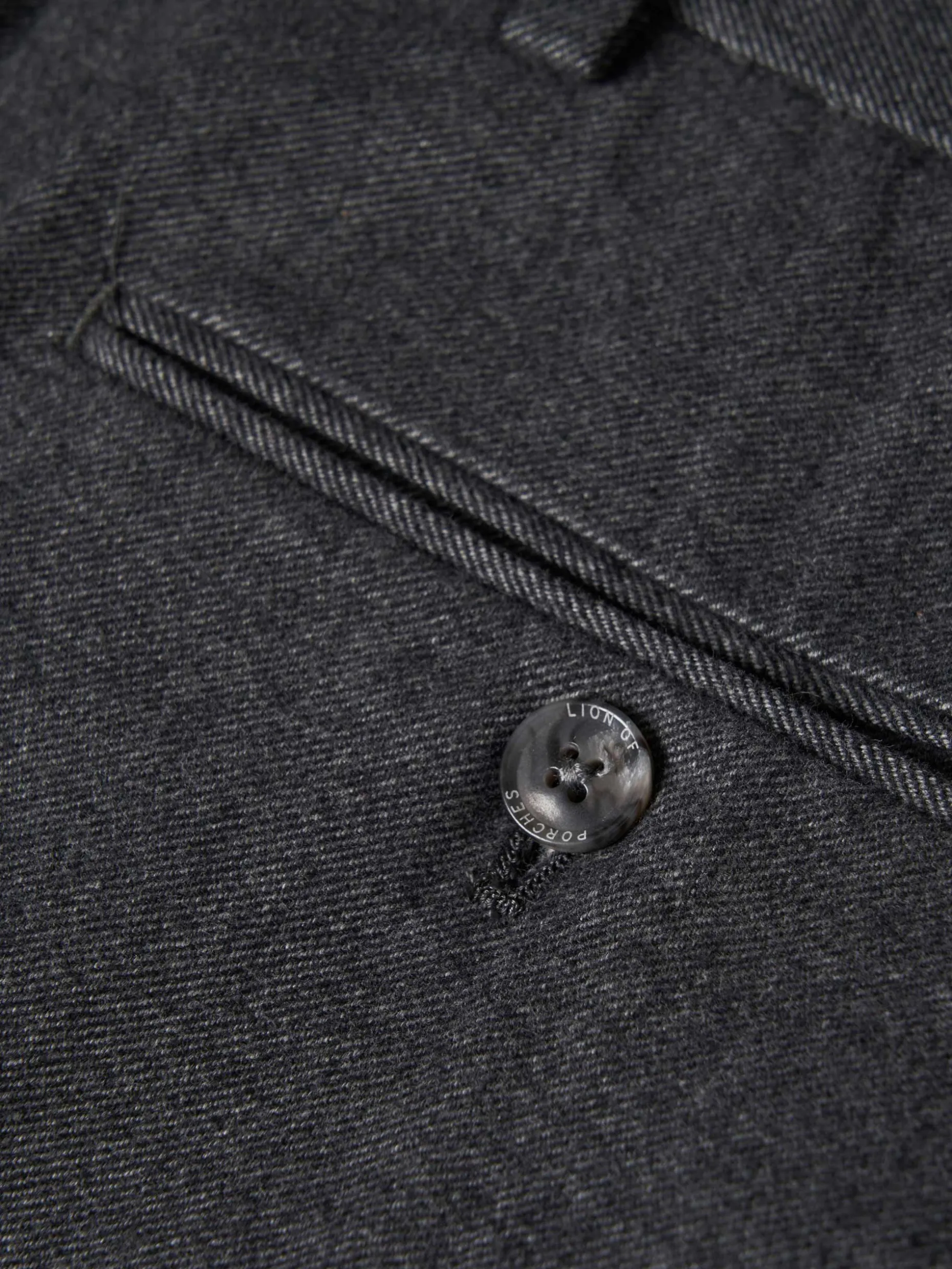 Calças chino regular fit com cordão