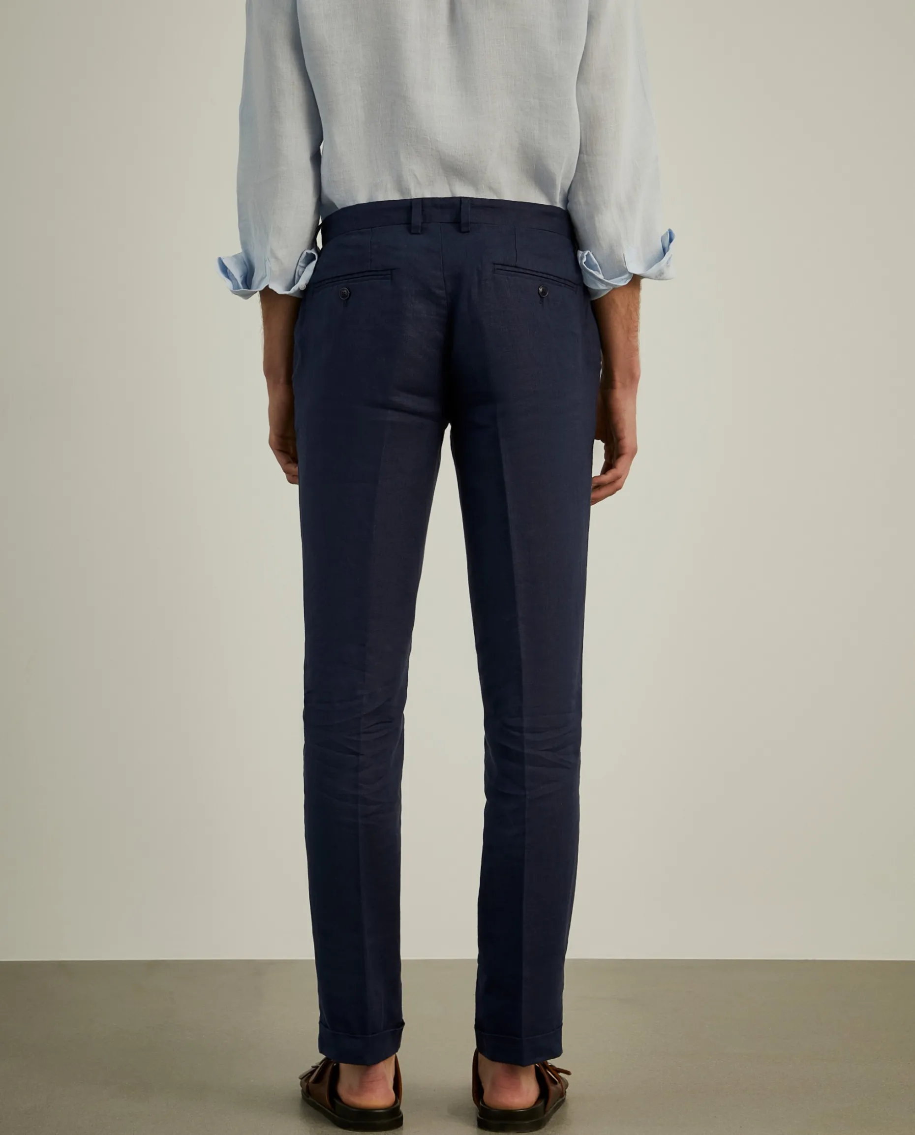 Calças chino regular fit em linho