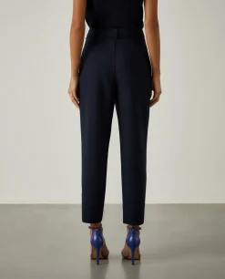 Calças clássicas com prega