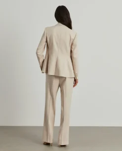 Calças clássicas com pregas