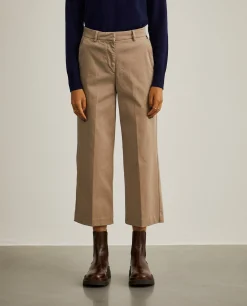 Calças de perna larga curtas em algodão