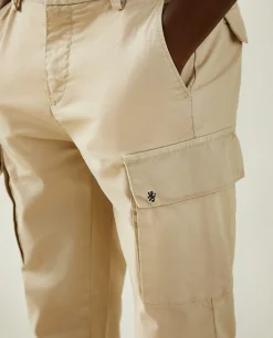 Calças de sarja com bolsos