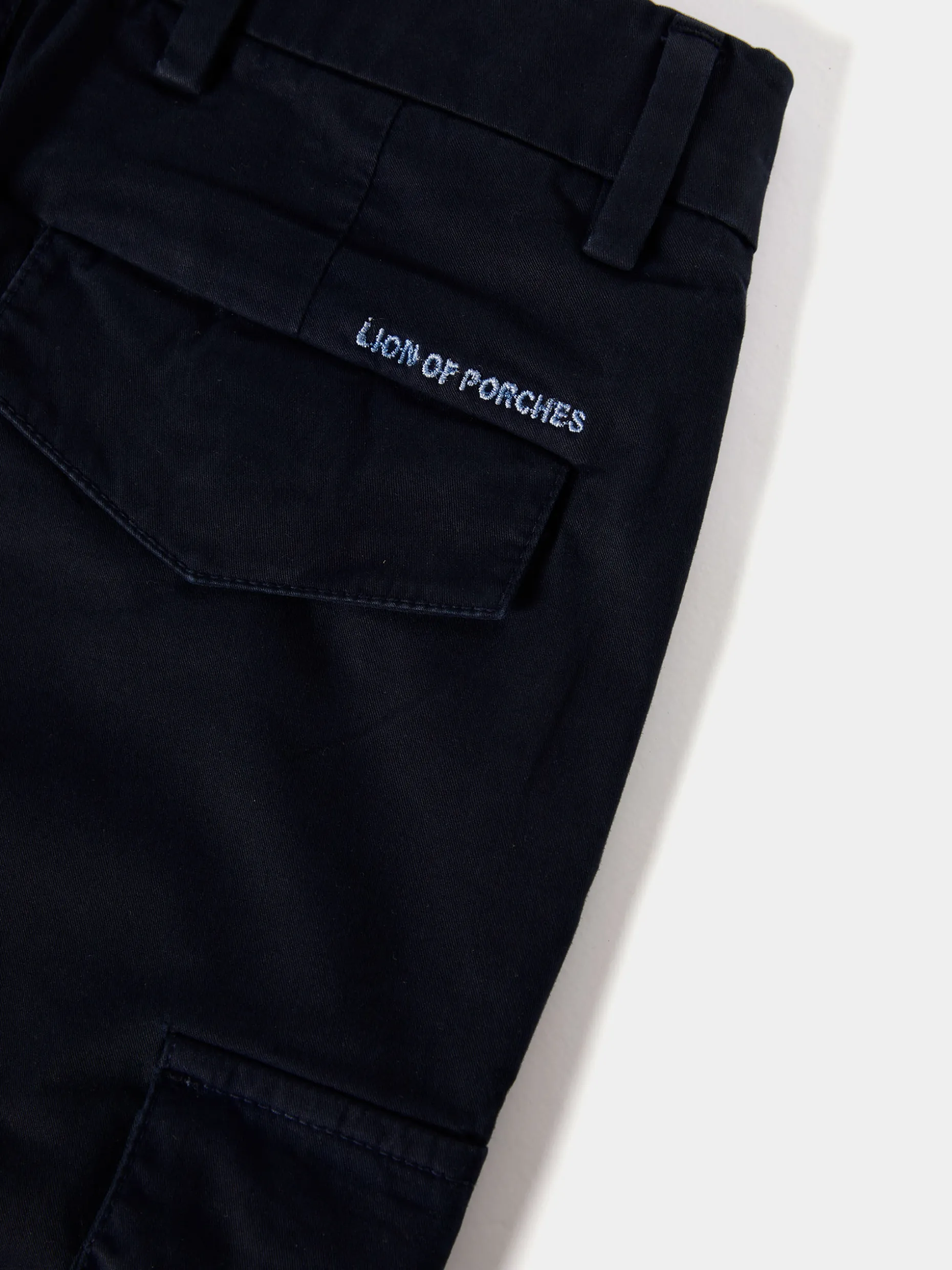 Calças de sarja com bolsos