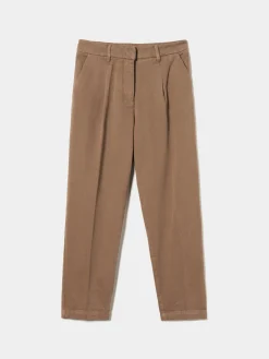 Calças denim com prega