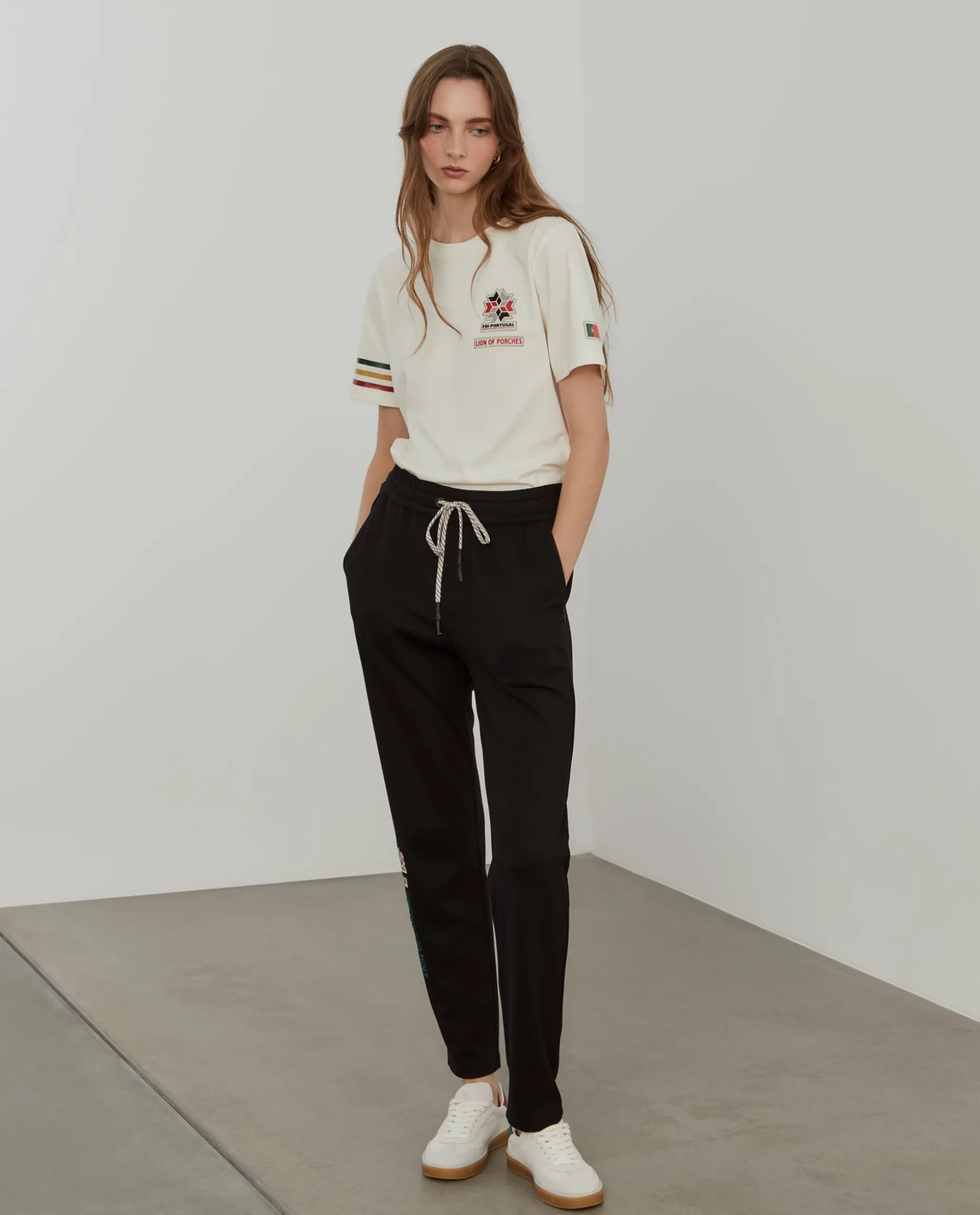 Calças jogger com cordões Lion x FDI