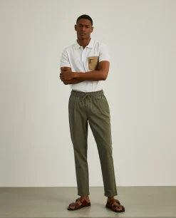 Calças jogger em malha técnica com cordão