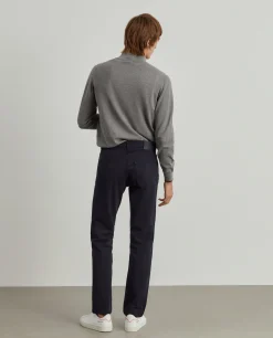 Calças regular fit com cinco bolsos