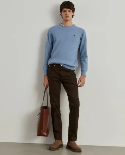 Calças regular fit com cinco bolsos