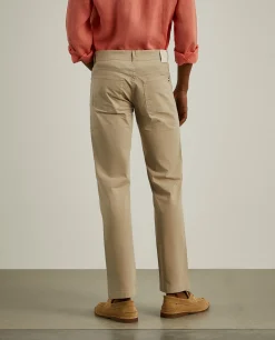 Calças regular fit com cinco bolsos