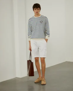 Calções bermuda com bolsos laterais