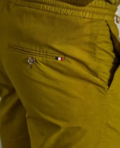 Calções bermuda de algodão com cordão