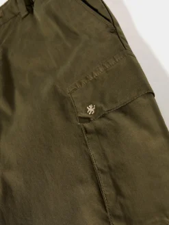 Calções cargo de sarja com cordão