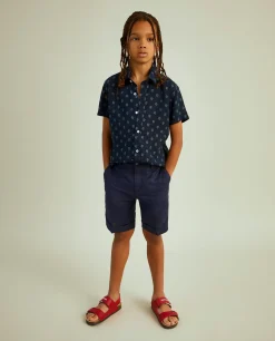 Calções em linho com bolsos