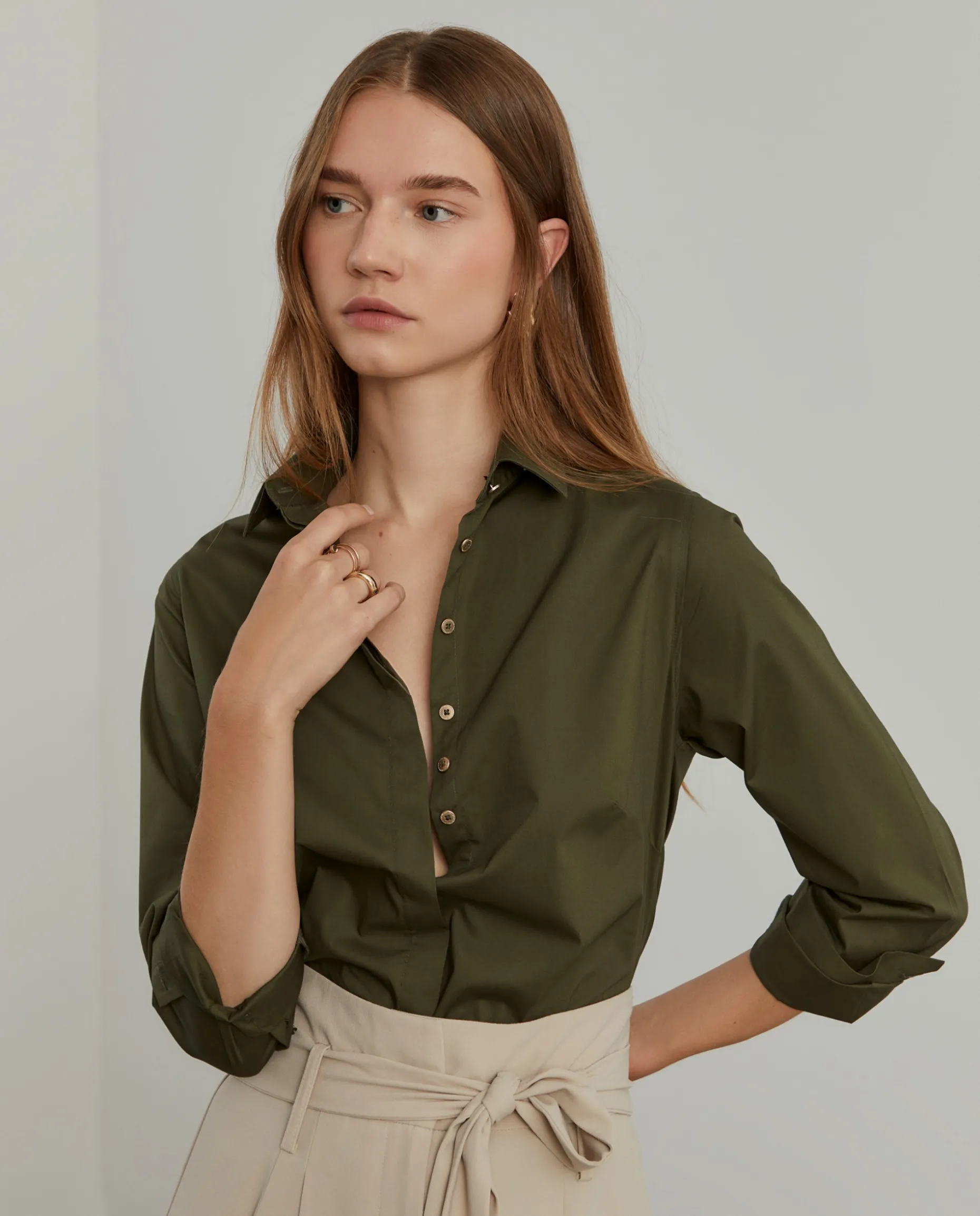 Camisa clássica cintada