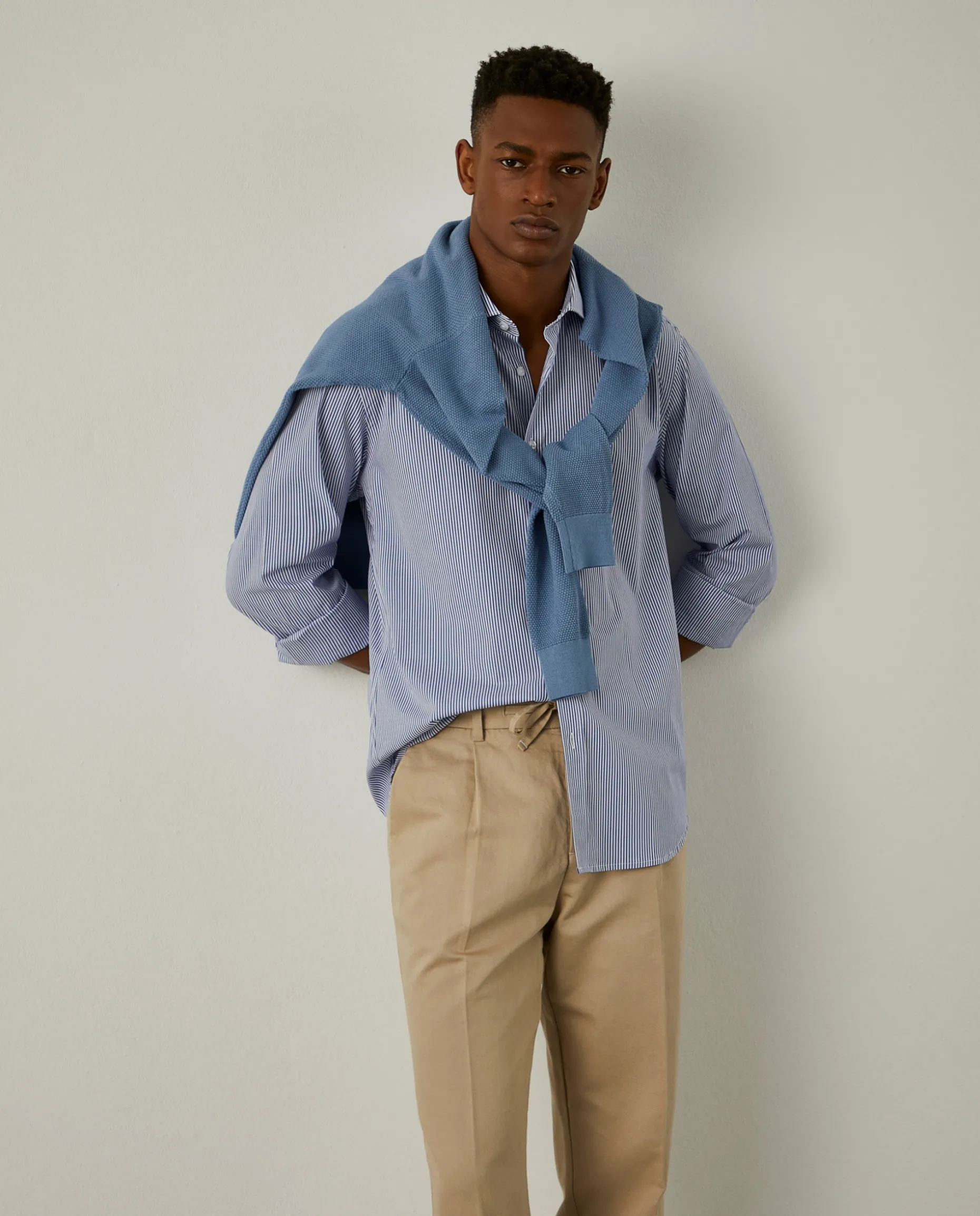 Camisa de riscas slim fit em popelina