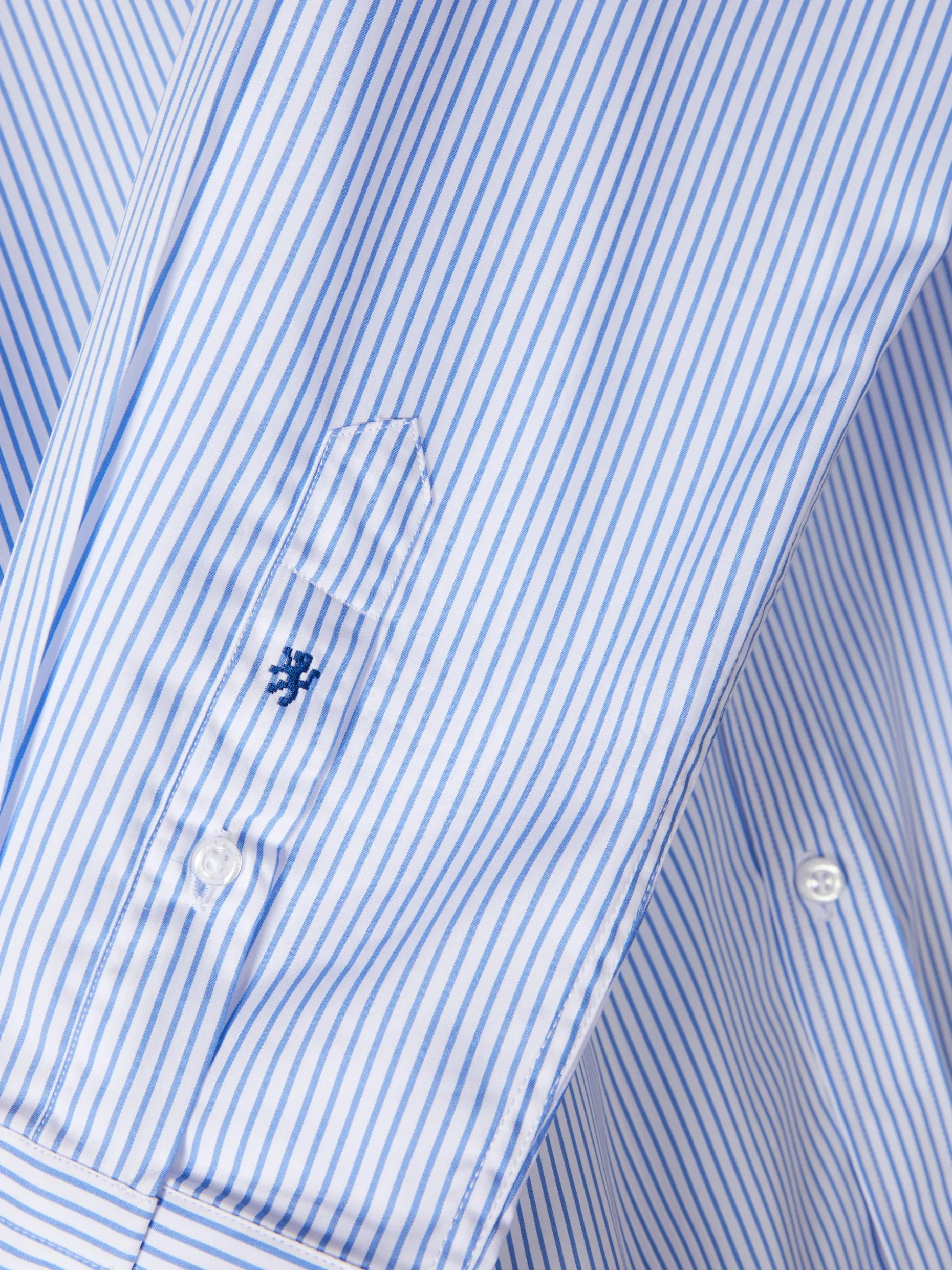 Camisa de riscas slim fit em popelina