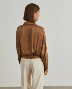 Camisa fluida acetinada