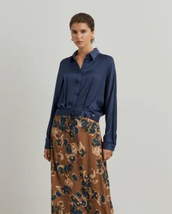 Camisa fluida acetinada