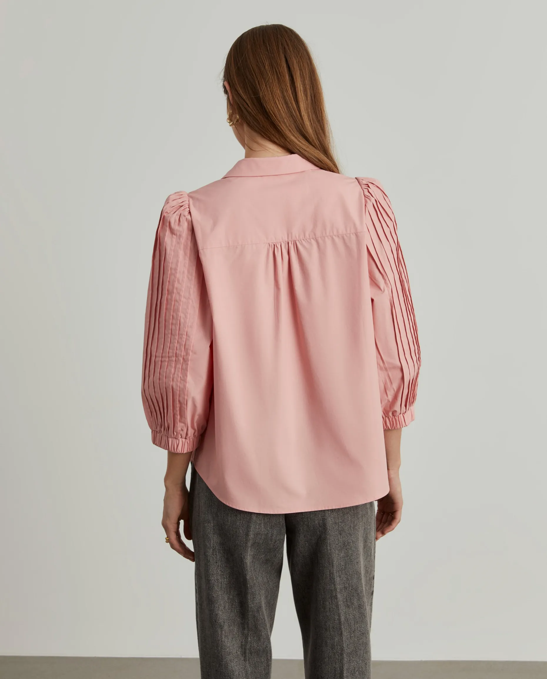 Camisa manga abalonada com nervuras