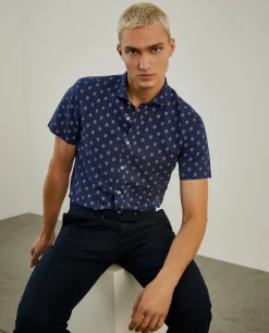 Camisa manga curta em linho e algodão com leões