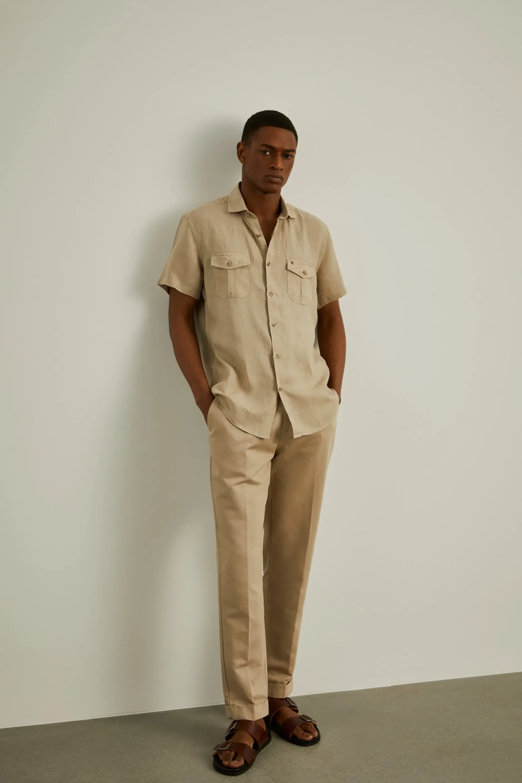 Camisa manga curta slim fit em linho