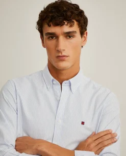 Camisa oxford slim fit às riscas