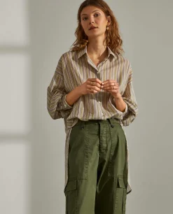 Camisa para mulher de algodão comprida com padrão de riscas