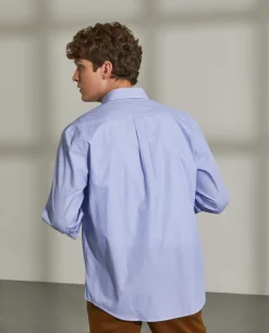 Camisa regular fit com padrão de riscas